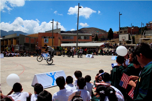 Demo PRO Show: Colegio Calasanz Bogot 13 Marzo 2015
